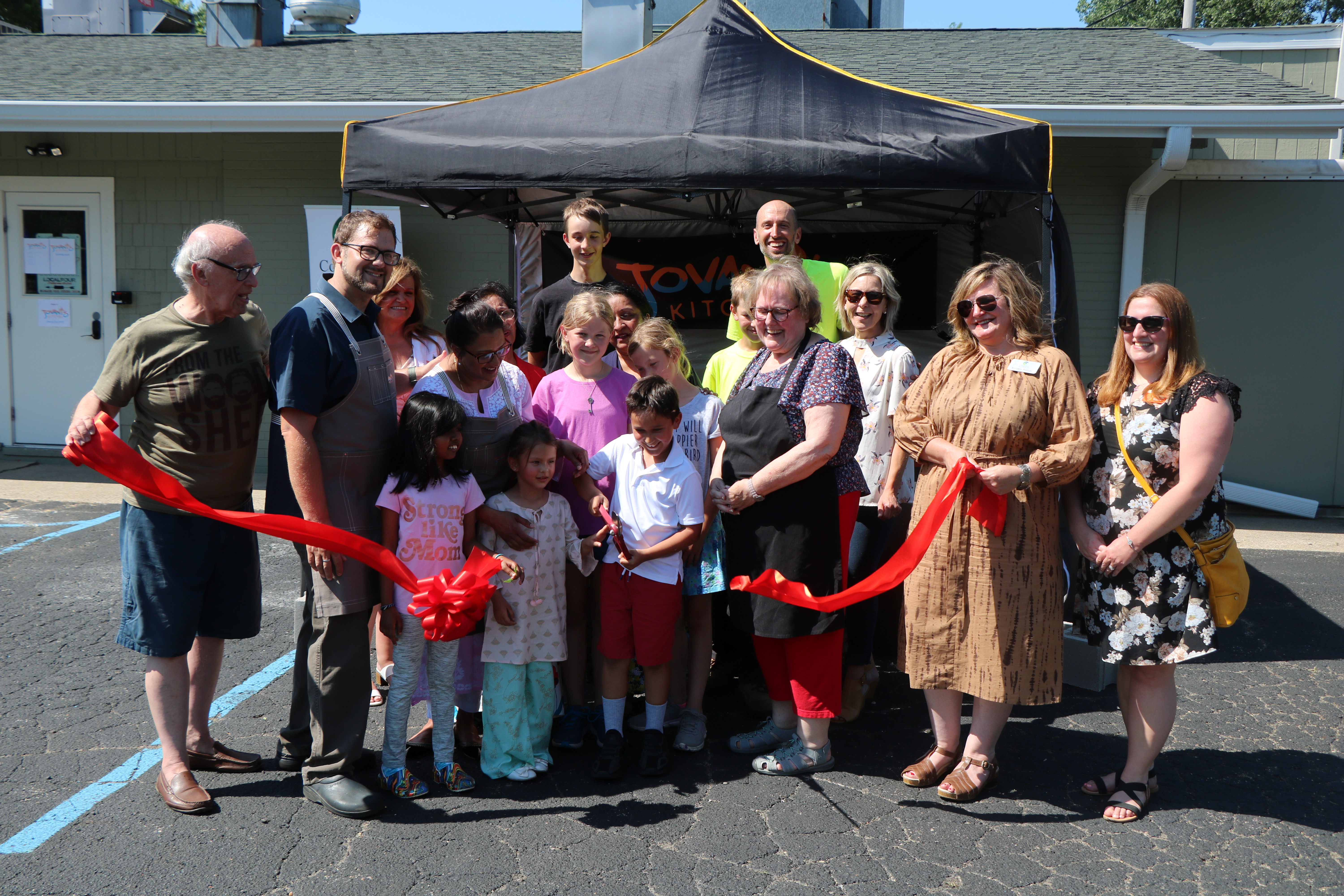 Jovanis Kitchen Ribbon Cutting 